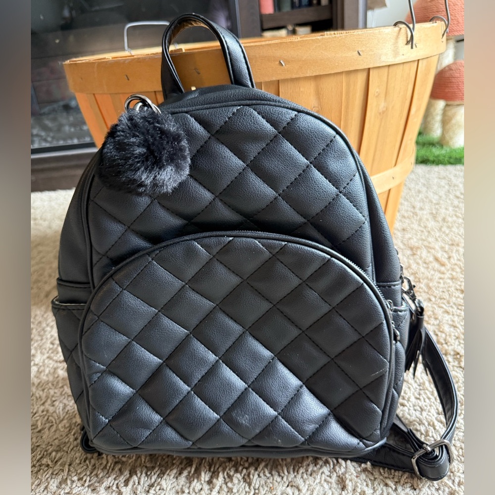 Ecosusi Vegan Leather Black Quilted Mini Backpack